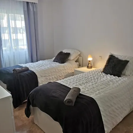 7 Ocean Point